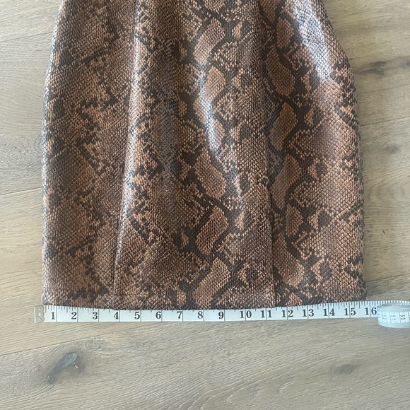 ASTR THE LABEL Come Slither Cocoa Python Snakeskin Faux Leather Mini Dress - Picture 10 of 11